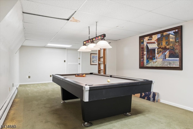 HIGHVIEW ESTATES - Residential