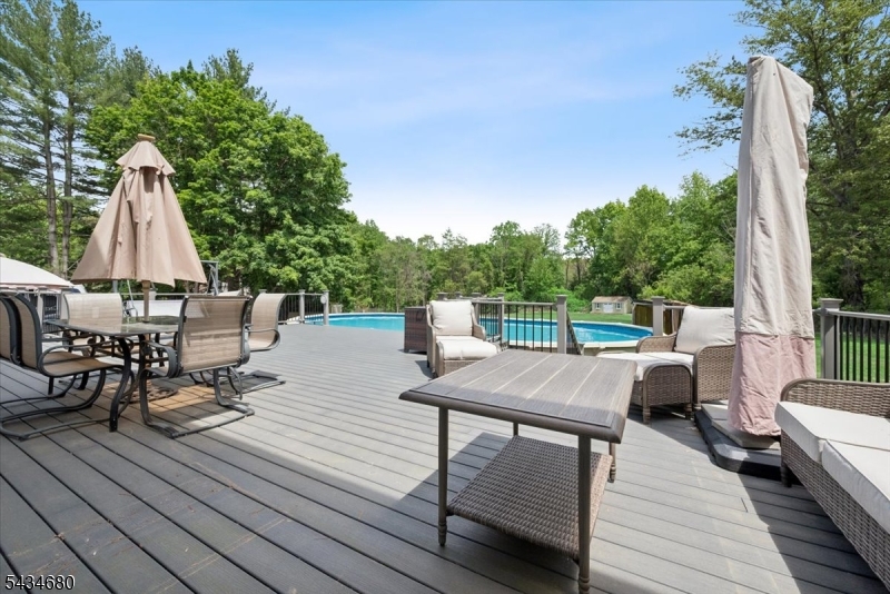 HIGHVIEW ESTATES - Residential