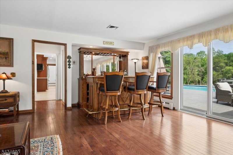 HIGHVIEW ESTATES - Residential