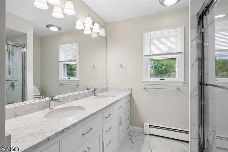 HIGHVIEW ESTATES - Residential