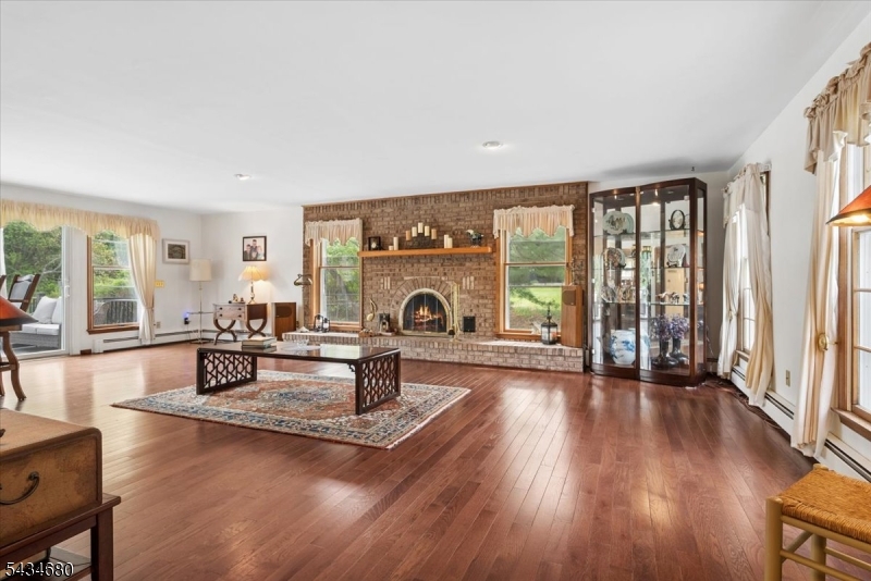 HIGHVIEW ESTATES - Residential