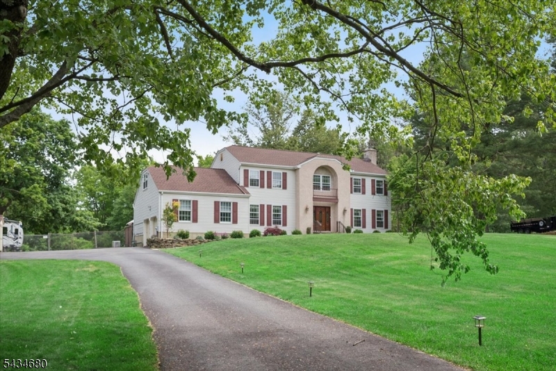 HIGHVIEW ESTATES - Residential