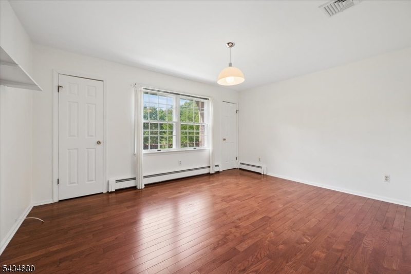 HIGHVIEW ESTATES - Residential