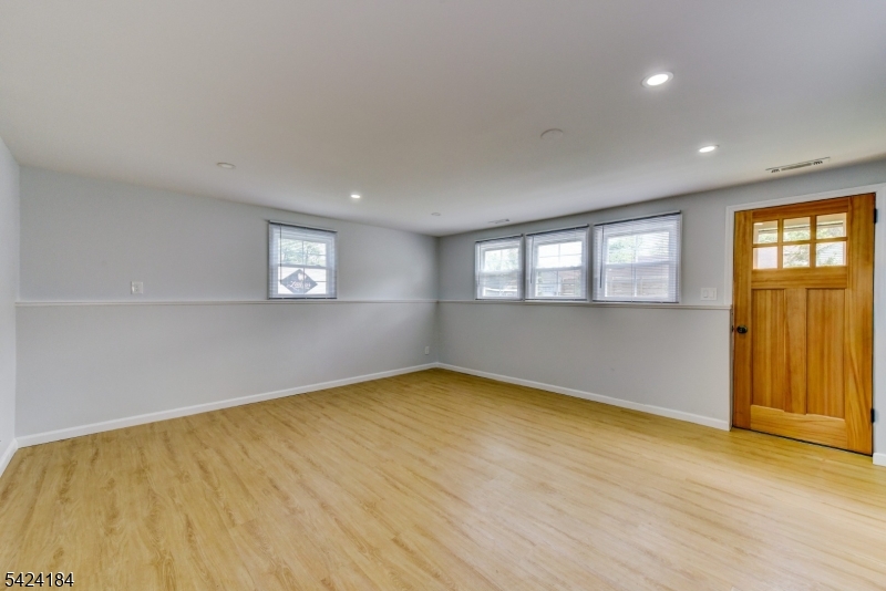 CEDARBROOK - Residential