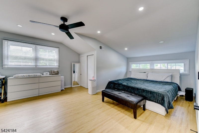CEDARBROOK - Residential