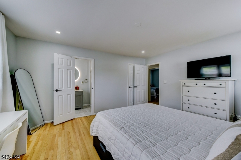 CEDARBROOK - Residential