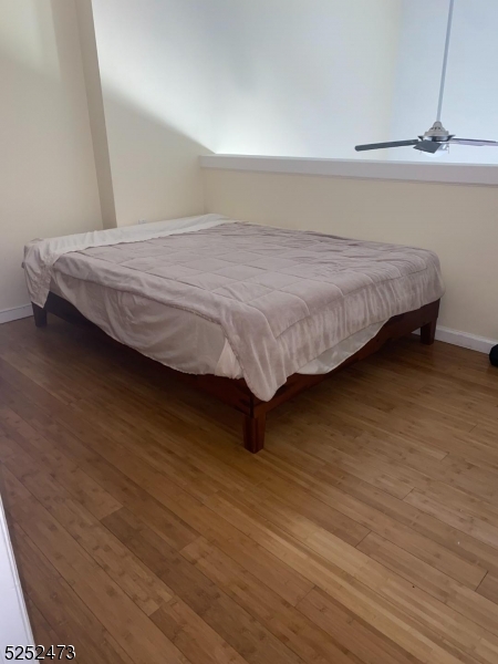 ELIZABETH - Residential