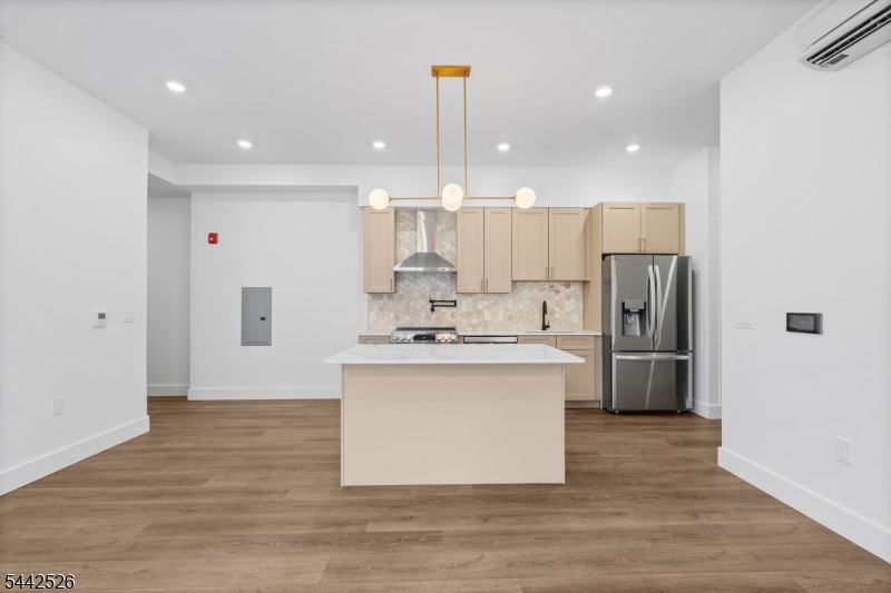 The View at Lincoln Park - Residential