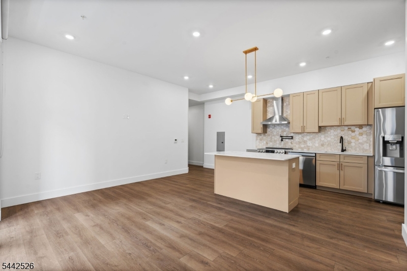 The View at Lincoln Park - Residential