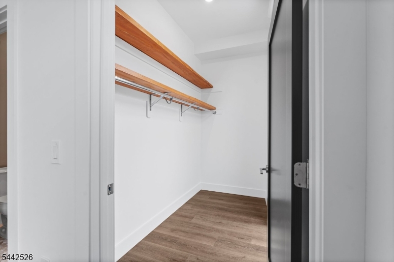 The View at Lincoln Park - Residential