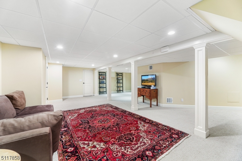 Upper Oak Ridge - Residential
