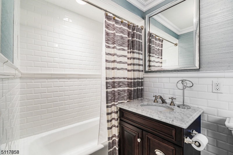 Upper Oak Ridge - Residential