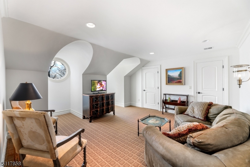 Upper Oak Ridge - Residential