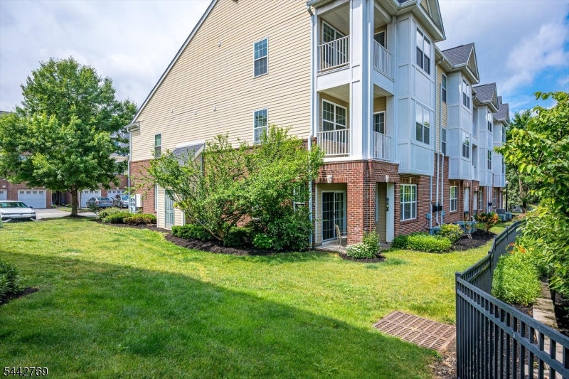 Morris Place - Residential