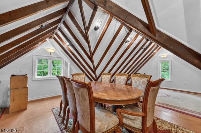 SLEEPY HOLLOW - Residential