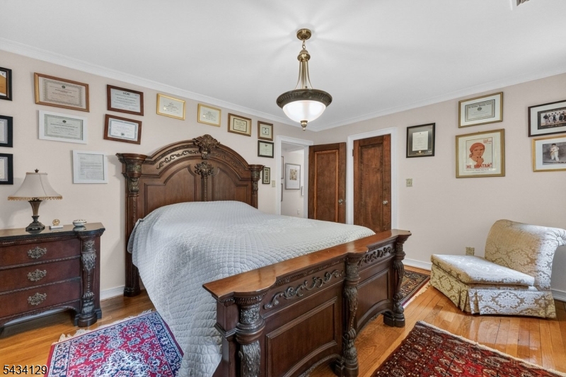 SLEEPY HOLLOW - Residential
