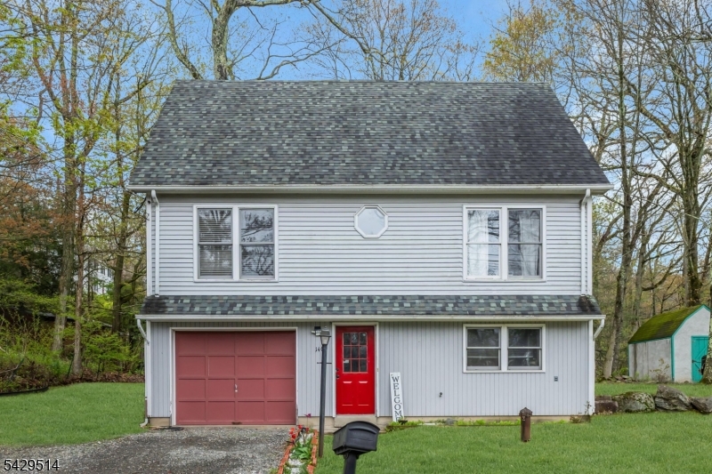 Upper Greenwood Lake - Residential