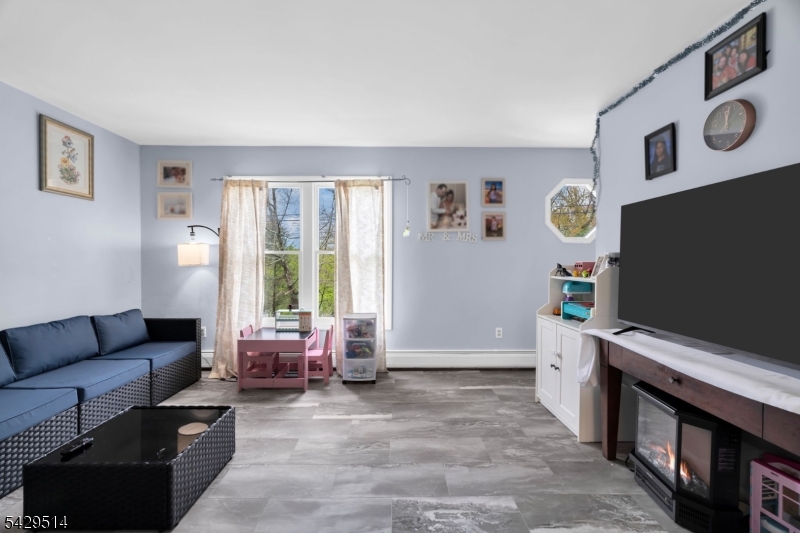 Upper Greenwood Lake - Residential