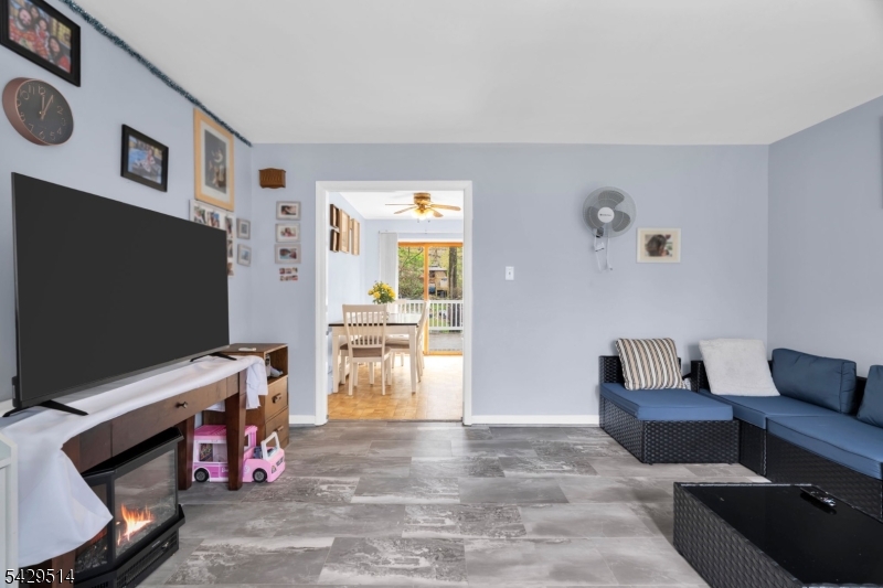 Upper Greenwood Lake - Residential