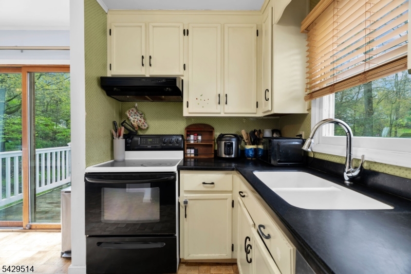 Upper Greenwood Lake - Residential