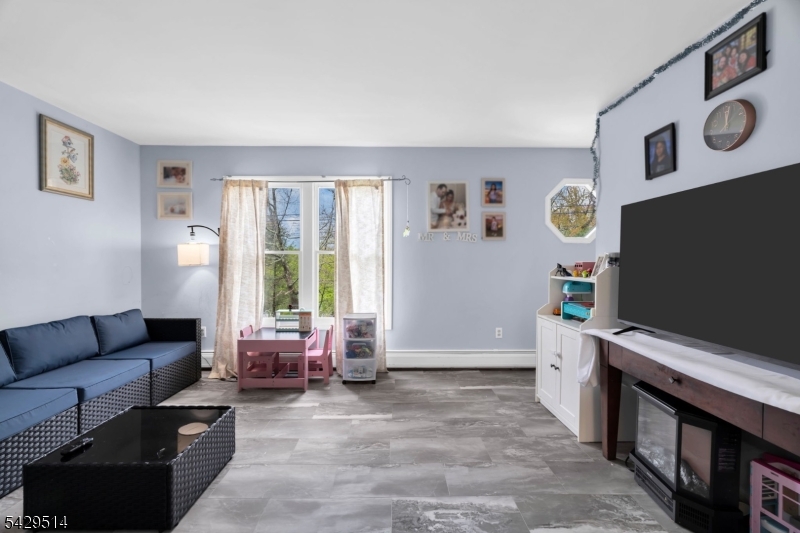 Upper Greenwood Lake - Residential