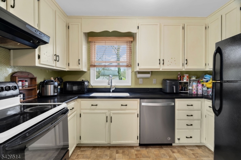Upper Greenwood Lake - Residential