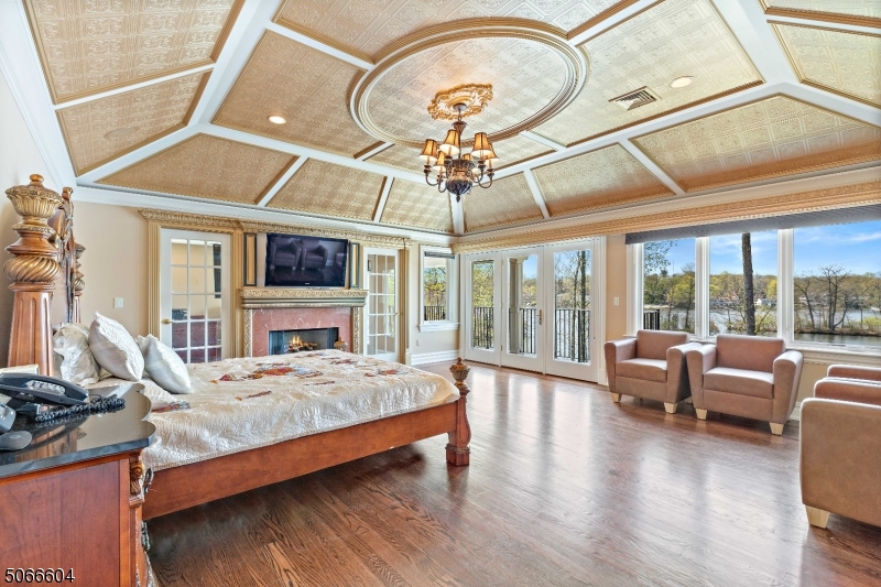 Pines Lake - Residential