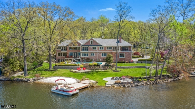 Pines Lake - Residential