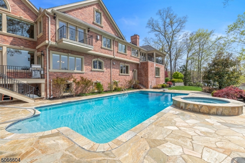 Pines Lake - Residential