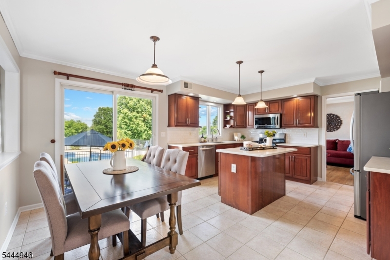 Country Classics - Residential