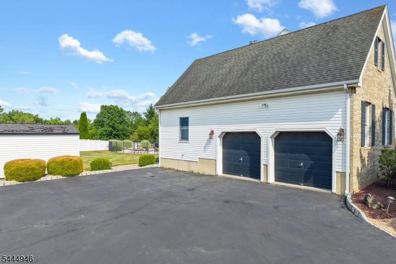 Country Classics - Residential