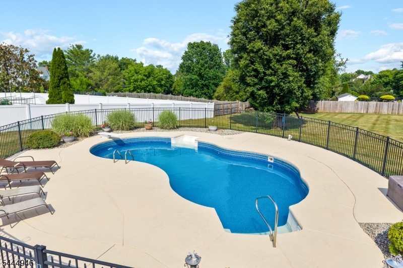 Country Classics - Residential