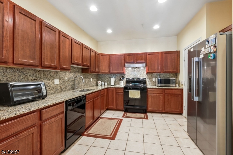 Birch Glen - Residential