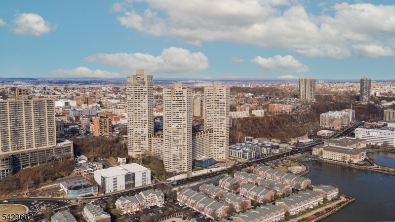Tower 2 - Residential