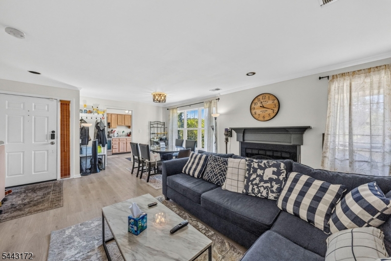 The Pointe - Residential