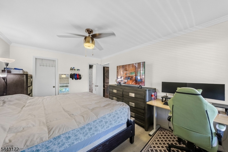 The Pointe - Residential