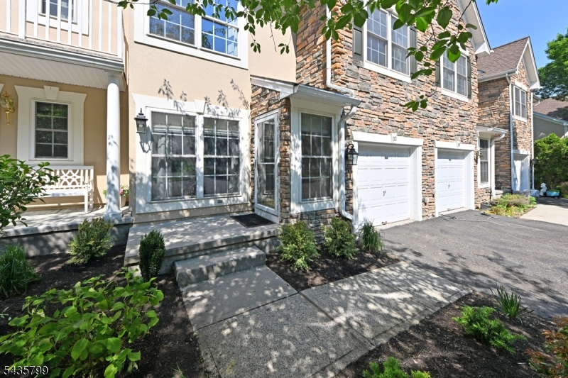 Lakeside - Residential