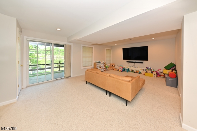 Lakeside - Residential