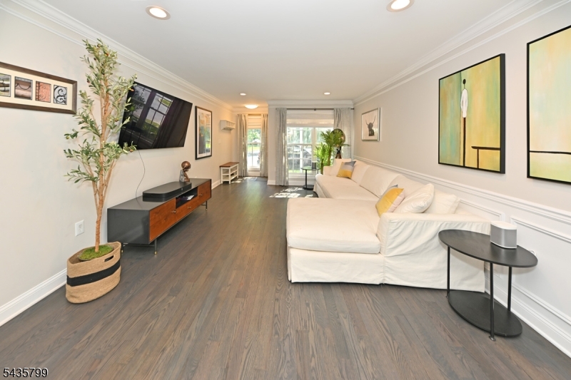 Lakeside - Residential