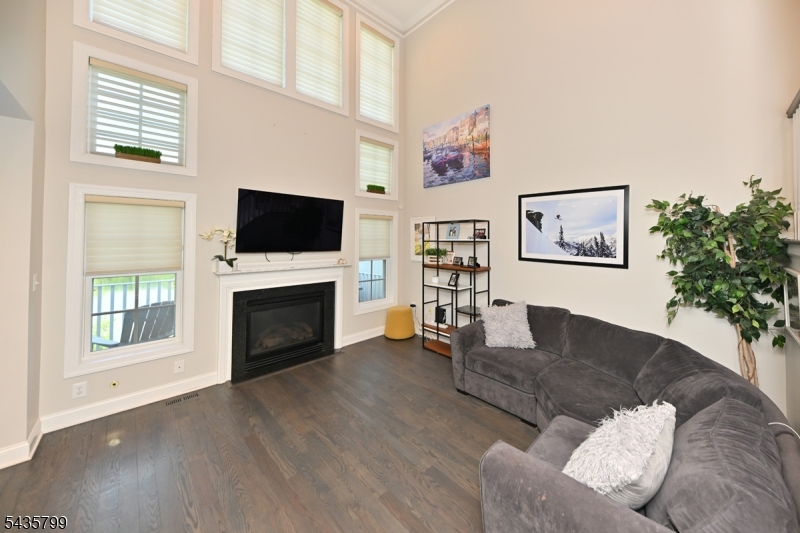 Lakeside - Residential