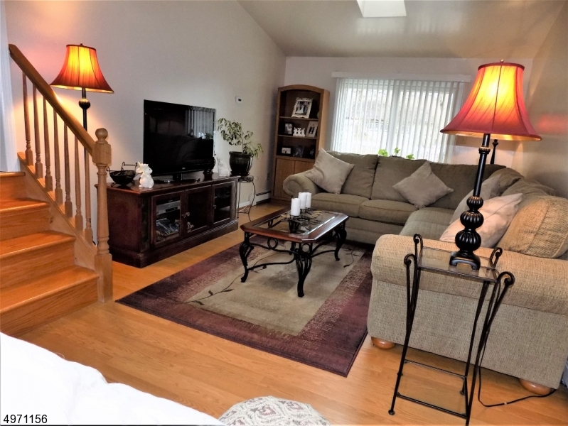 LAKE SWANNANOA - Residential