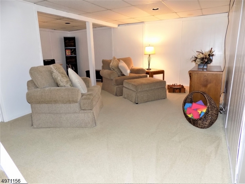LAKE SWANNANOA - Residential