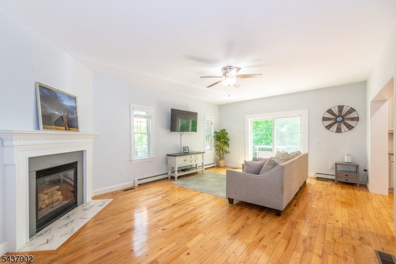 Free Acres - Residential