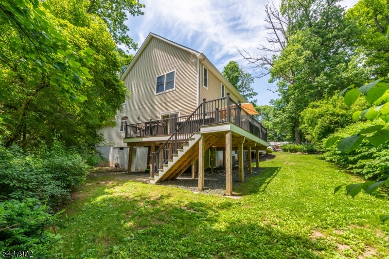 Free Acres - Residential