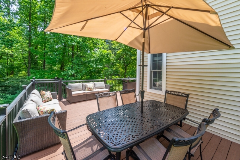 Free Acres - Residential