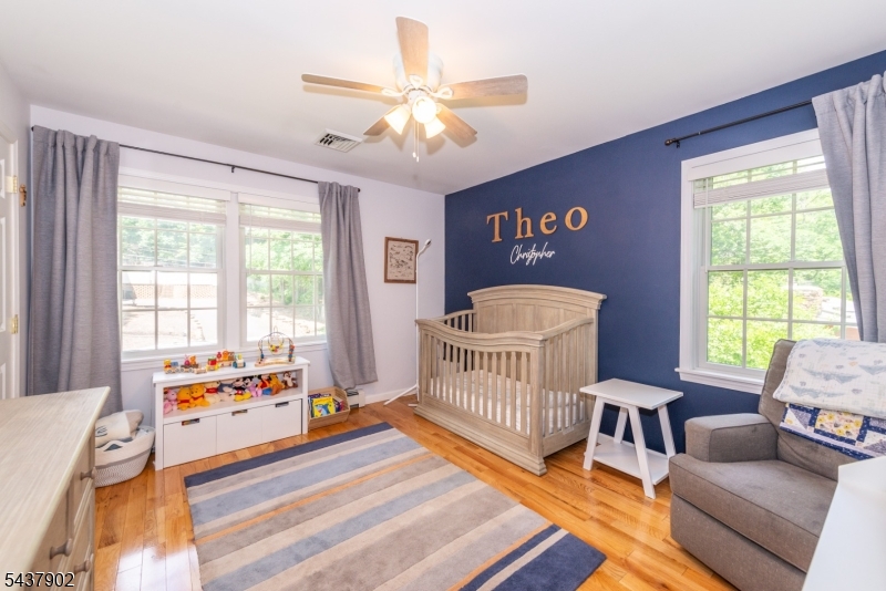 Free Acres - Residential