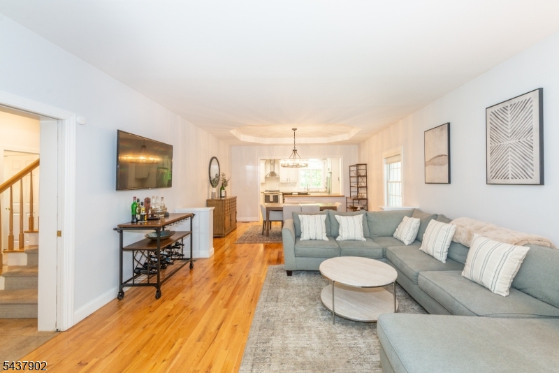 Free Acres - Residential