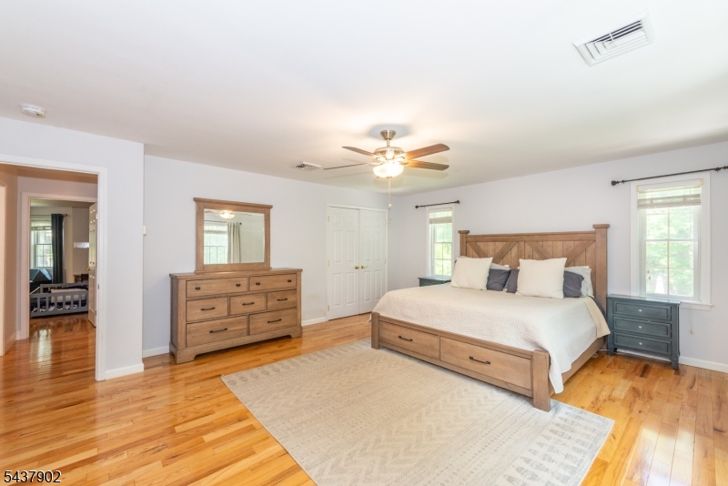 Free Acres - Residential