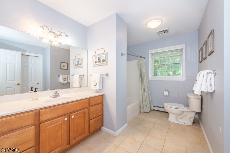 Free Acres - Residential