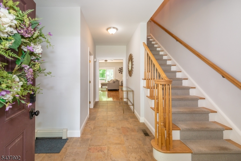 Free Acres - Residential
